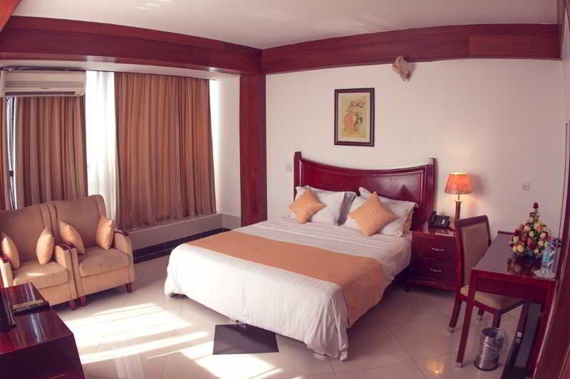 Peacock Hotel 达累斯萨拉姆 外观 照片