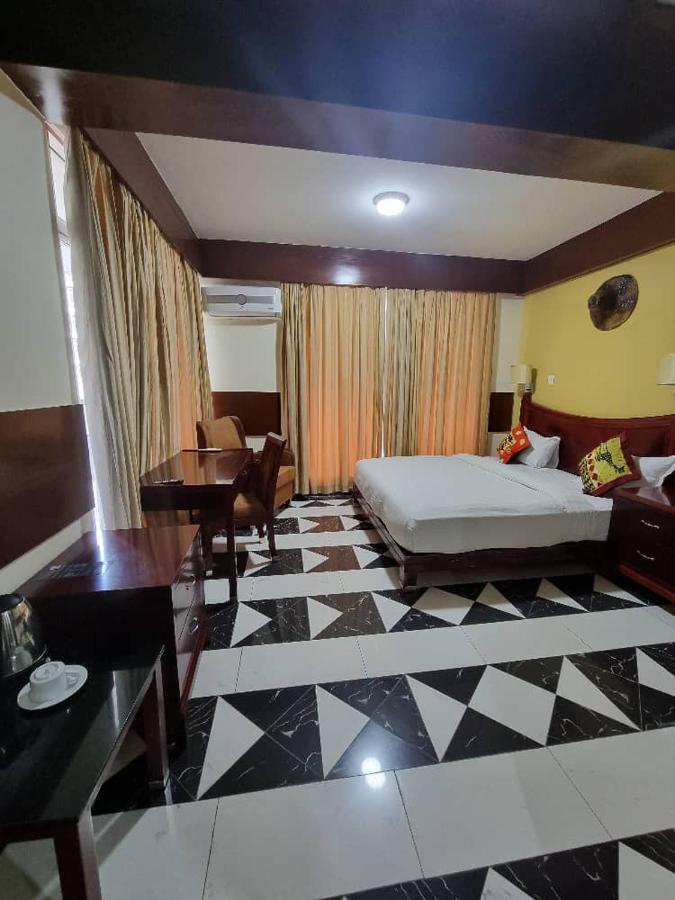 Peacock Hotel 达累斯萨拉姆 外观 照片