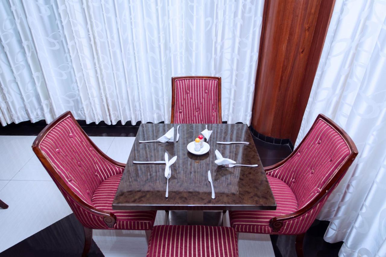 Peacock Hotel 达累斯萨拉姆 外观 照片