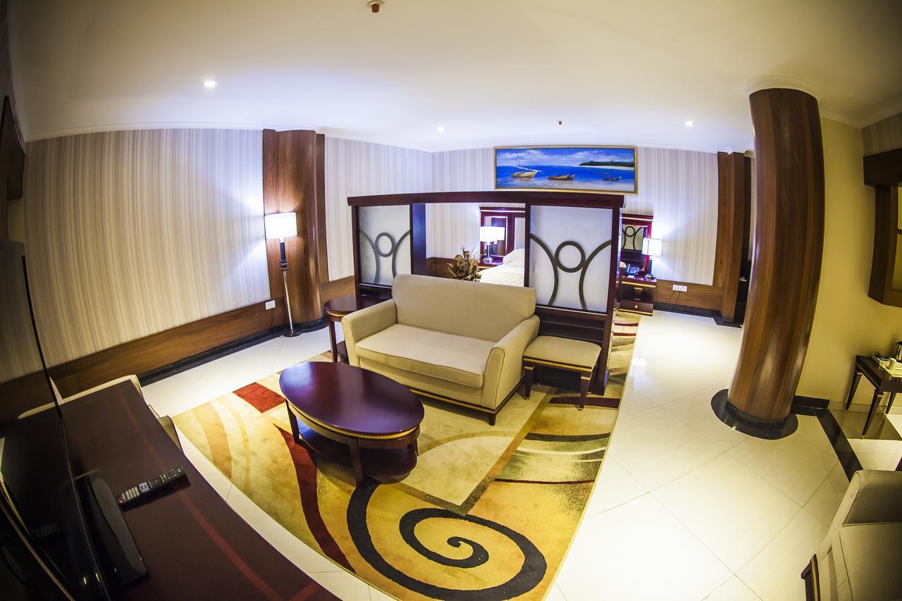 Peacock Hotel 达累斯萨拉姆 外观 照片